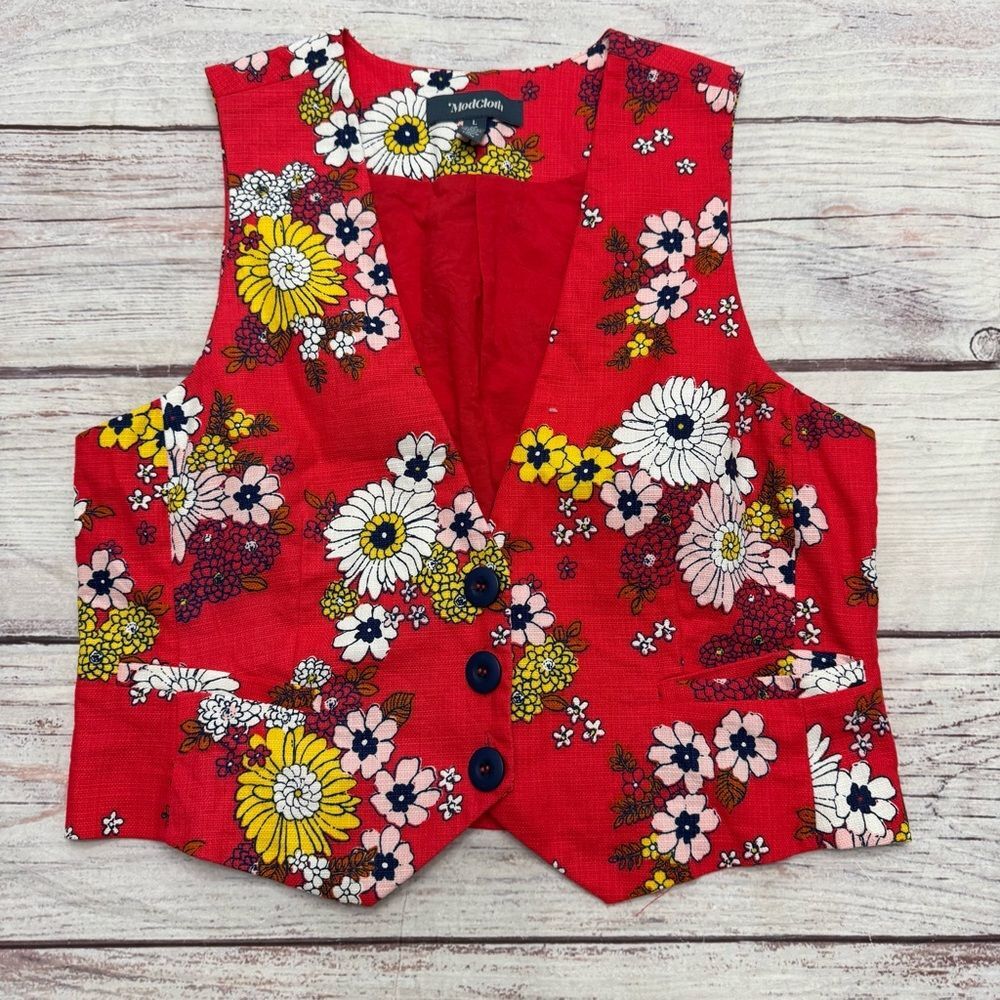 ModCloth “Splash of Inspiration” Red Floral Vest Retro Vibe Size Large